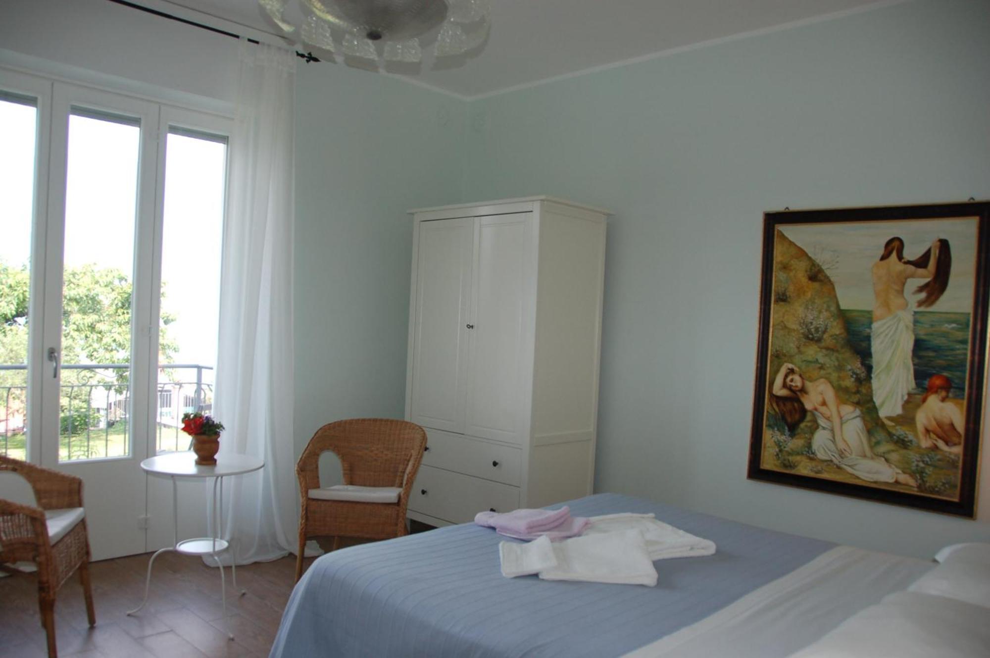 B&B Cherry En Rose Lezzeno Luaran gambar
