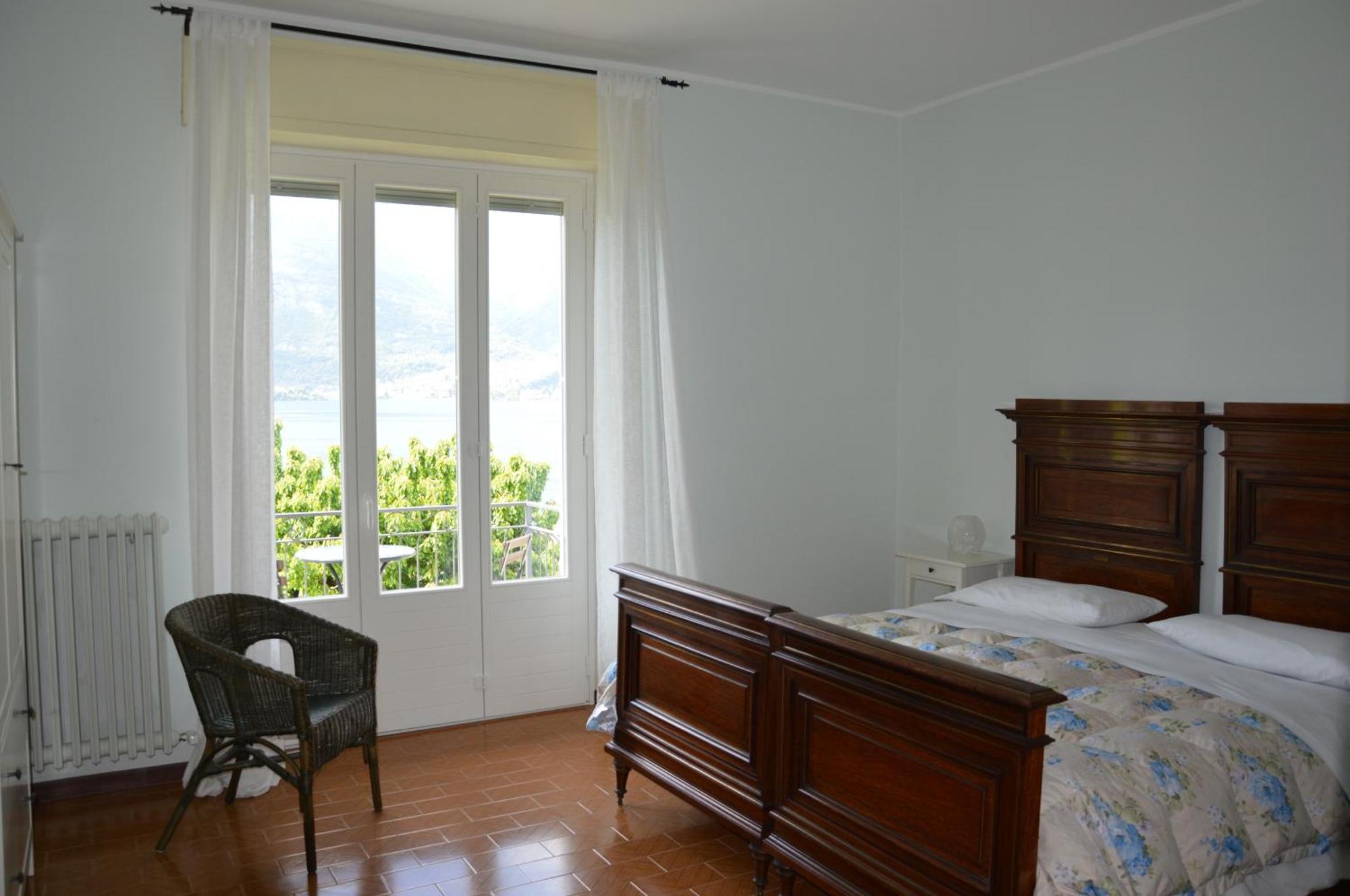 B&B Cherry En Rose Lezzeno Luaran gambar